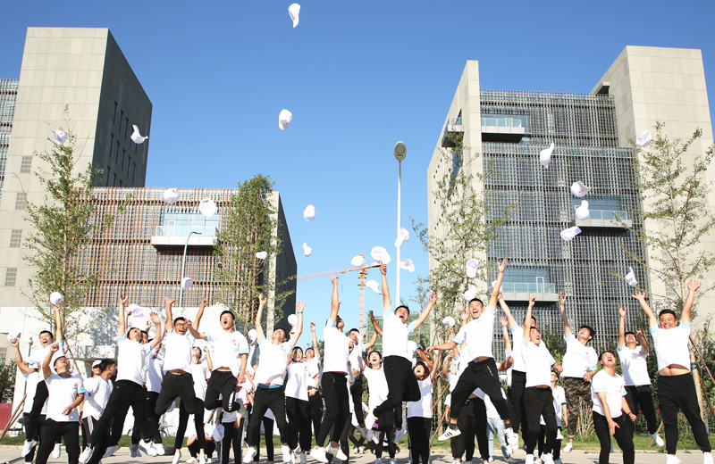 2019年7月1日，北京集团大学生入职培训，洋溢的青春在中天继续。